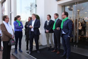 Gerk Jan Rinsma ontvangt de D66-ers en ondernemers. Foto: Henk Stoelwinder